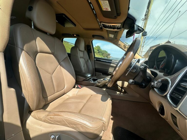 2013 Porsche Cayenne S Hybrid AWD 3.0L V6 — photo 8