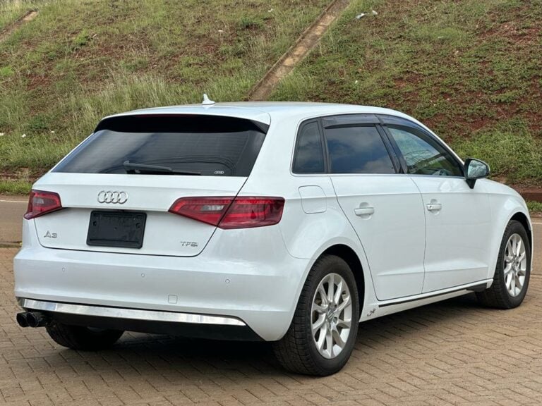 2016 Audi A3 1.4 TFSI Hatchback — photo 6
