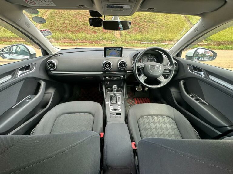 2016 Audi A3 1.4 TFSI Hatchback — photo 8