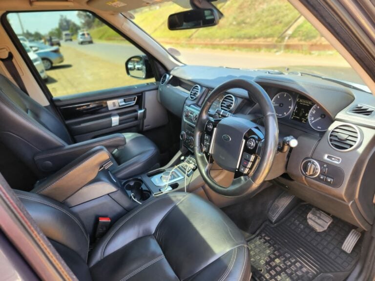 2016 Land Rover Discovery IV 3.0 SD V6 Landmark — photo 5