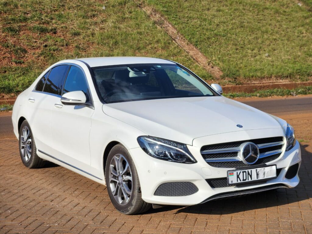 2016 Mercedes Benz C200 W205