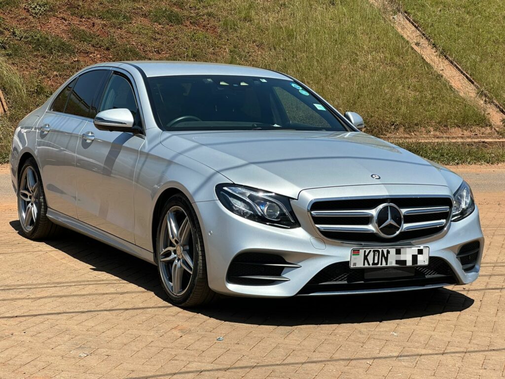 2016 Mercedes-Benz E200
