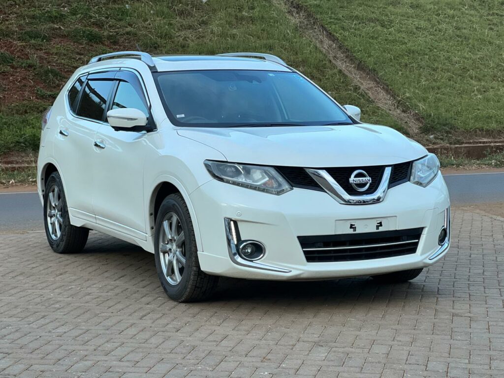 2016 Nissan X-Trail Hybrid 2.0 Premium 7-Seater Sunroof