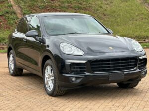 2016 Porsche Cayenne S 3.6 Twin-Turbo V6 — photo 1