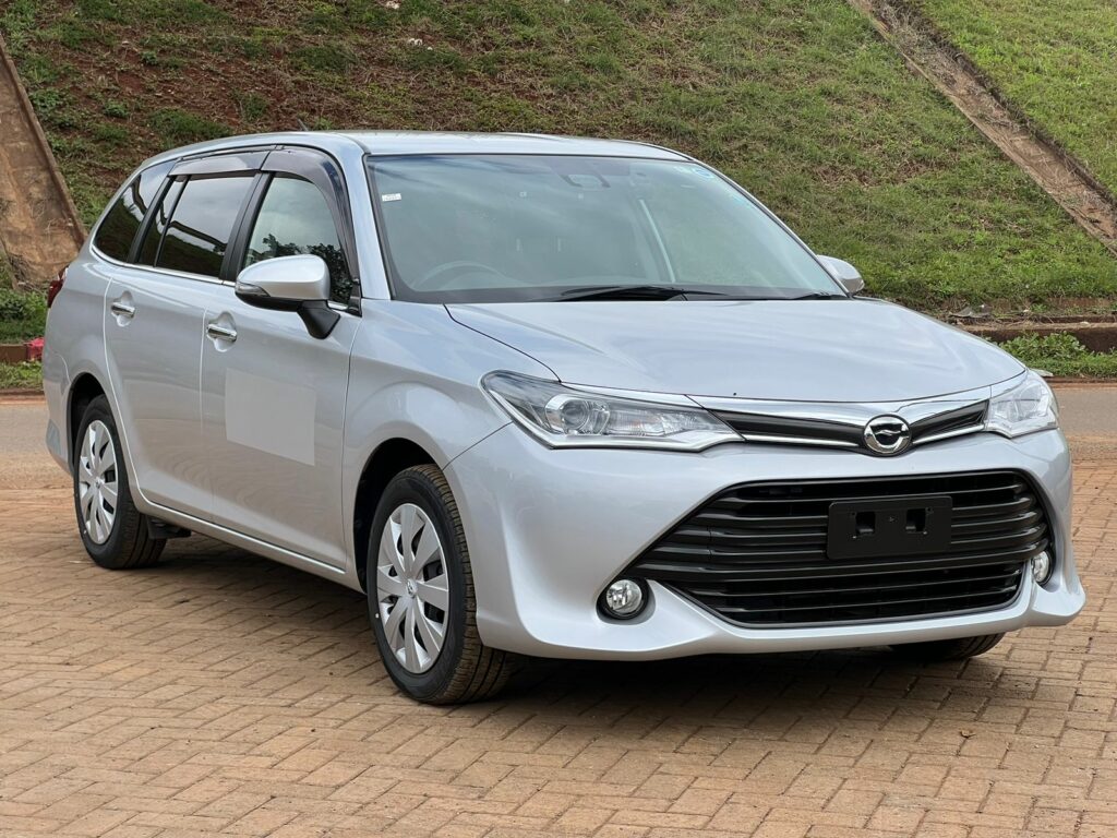 2016 Toyota Fielder S 1800cc