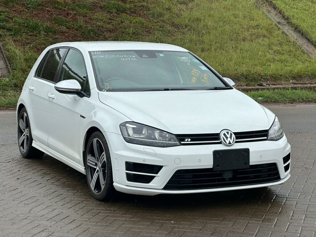 2016 Volkswagen Golf R
