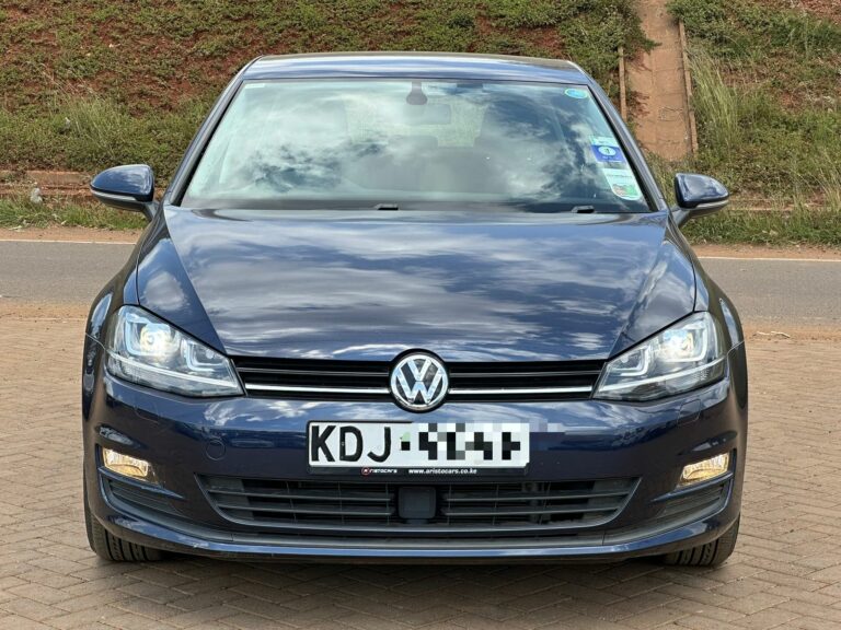 2016 Volkswagen Golf TSI 1.2L 2WD — photo 2