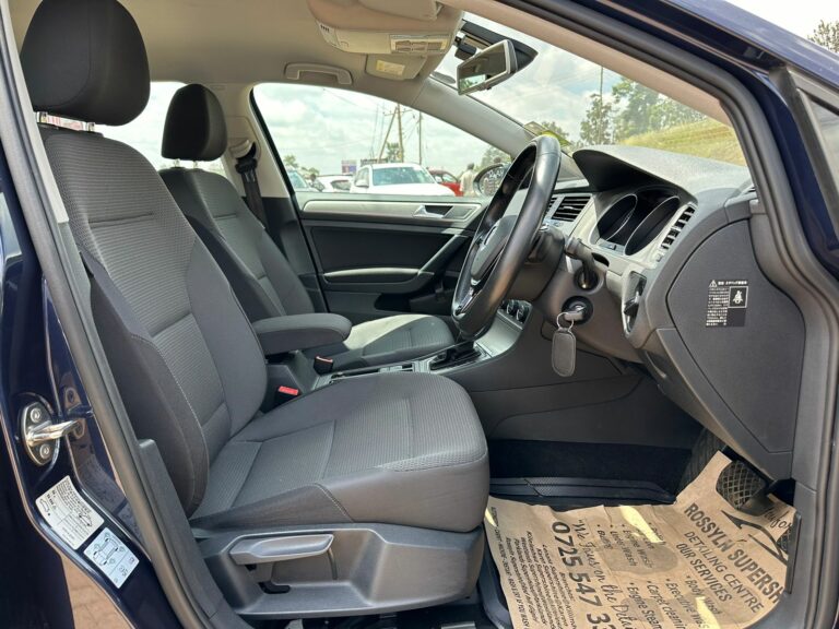 2016 Volkswagen Golf TSI 1.2L 2WD — photo 9