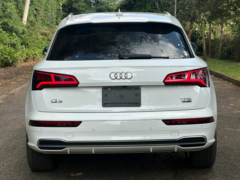 2017 Audi Q5 2.0T TFSI Quattro S-Line — photo 5