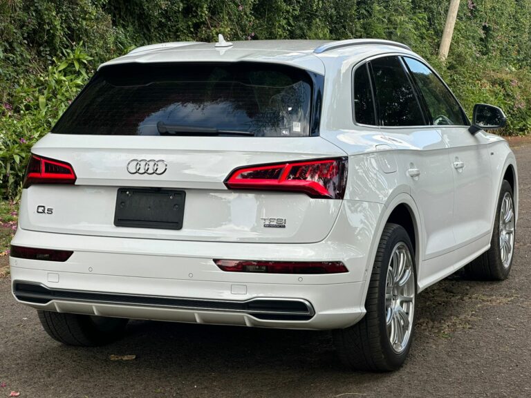 2017 Audi Q5 2.0T TFSI Quattro S-Line — photo 6