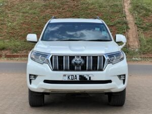 2017 Toyota Land Cruiser Prado TX GDJ150 — photo 2