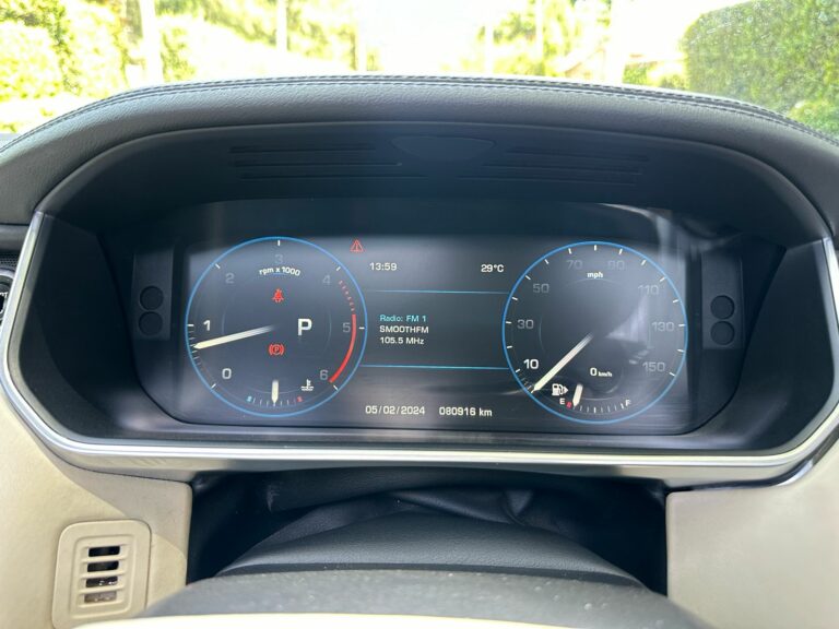 2013 Range Rover Vogue 3.0L TDV6 HSE — photo 8