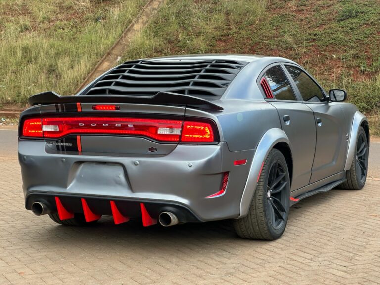2014 Dodge Charger 3.6 V6 — photo 5