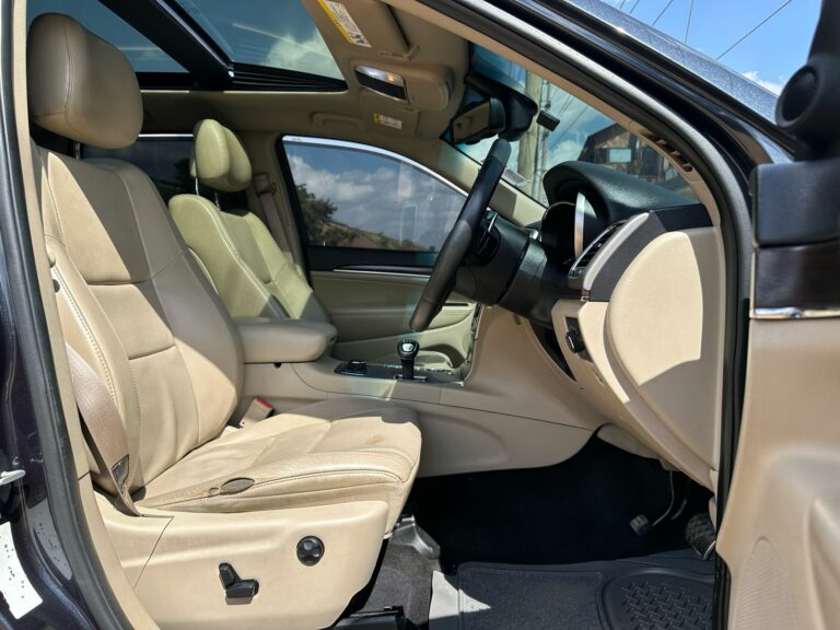 2014 Jeep Grand Cherokee Limited — photo 9