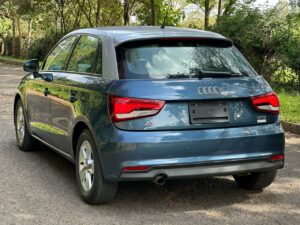 2015 Audi A1 1.0 TFSI 2WD — photo 4