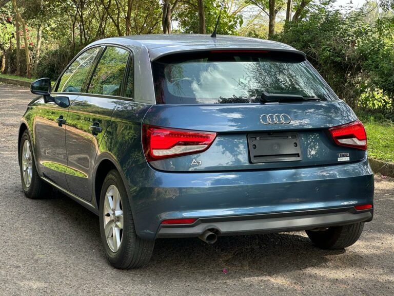 2015 Audi A1 1.0 TFSI 2WD — photo 4