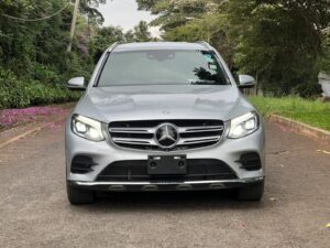 2016 Mercedes-Benz GLC 250 2.0L 4MATIC — photo 3