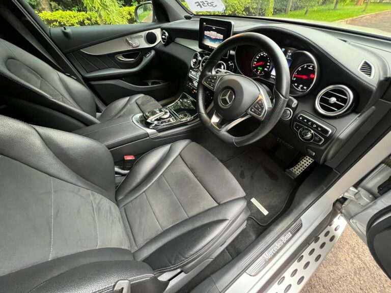 2016 Mercedes-Benz GLC 250 2.0L 4MATIC — photo 7