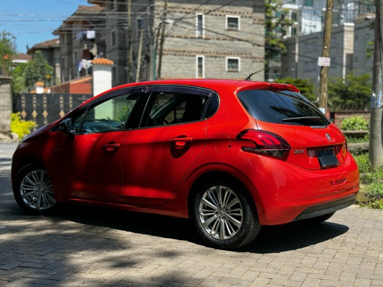 2016 Peugeot 208 1.2 Puretech — photo 5