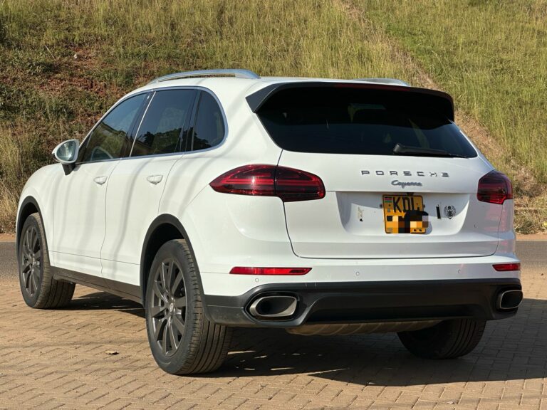 2016 Porsche Cayenne 3.0 V6 — photo 4