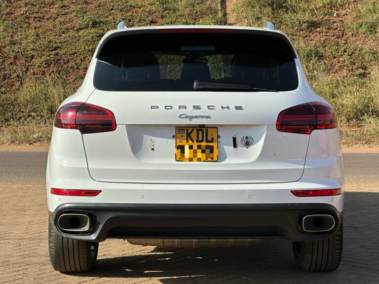 2016 Porsche Cayenne 3.0 V6 — photo 5