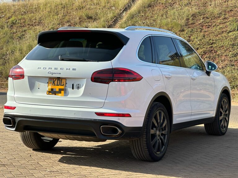 2016 Porsche Cayenne 3.0 V6 — photo 6