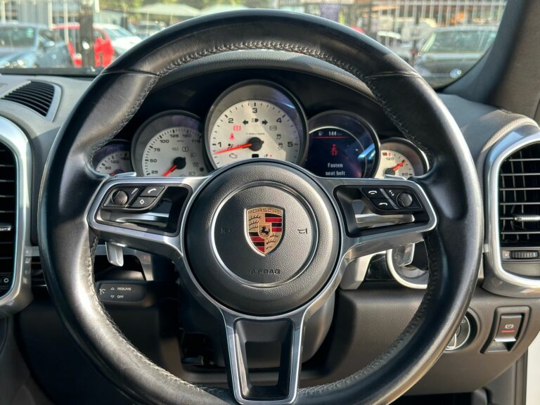 2016 Porsche Cayenne 3.0 V6 — photo 8