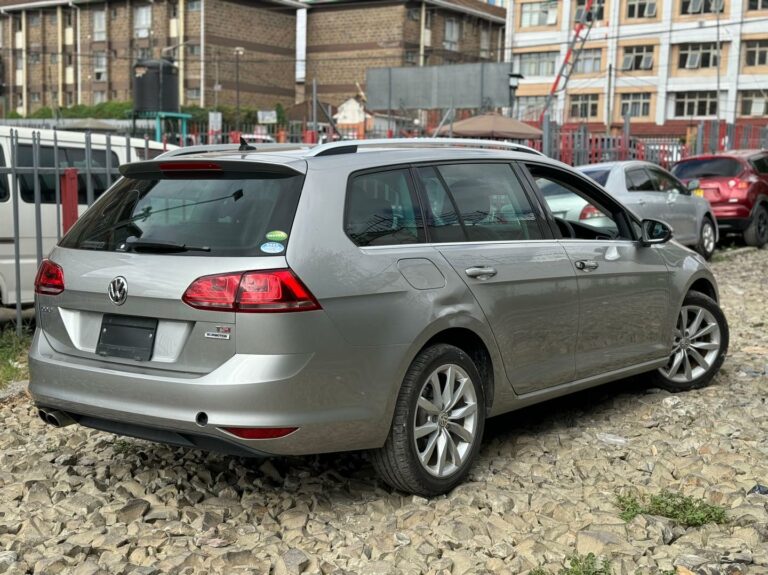 2016 Volkswagen Golf Variant 1.4T TSI 2WD — photo 5