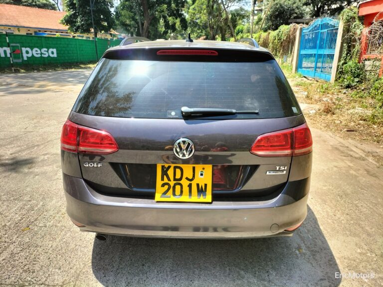2016 Volkswagen Golf Variant 1.4 TSI 2WD — photo 5