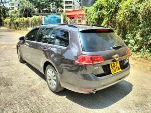 2016 Volkswagen Golf Variant 1.4 TSI 2WD — photo 4