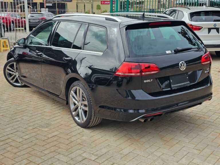 2016 Volkswagen Golf Variant R-Line 1.4T — photo 6