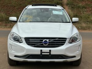 2016 Volvo XC60 D4 Classic 2WD — photo 2