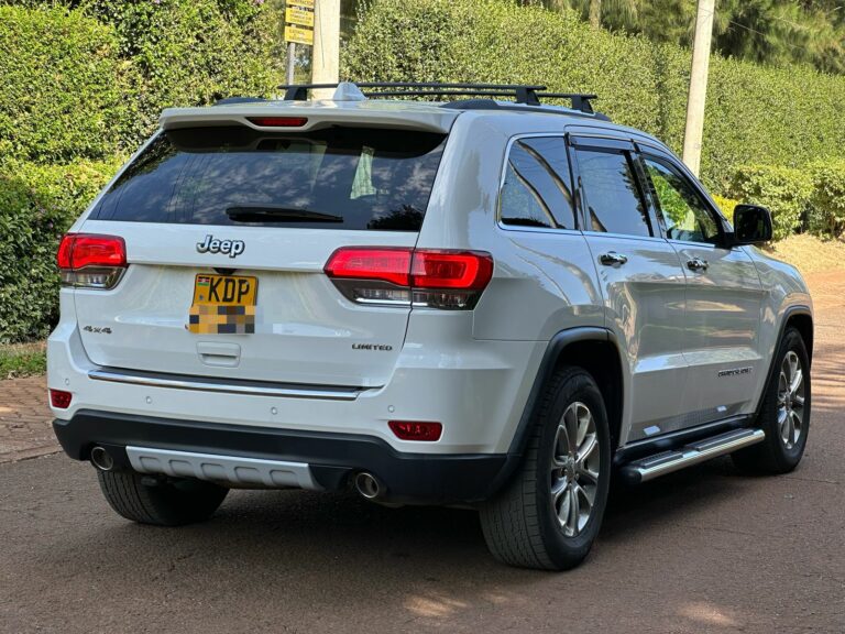 2017 Jeep Grand Cherokee Limited — photo 6