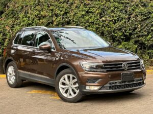 2017 Volkswagen Tiguan Highline 1.4T 2WD — photo 1