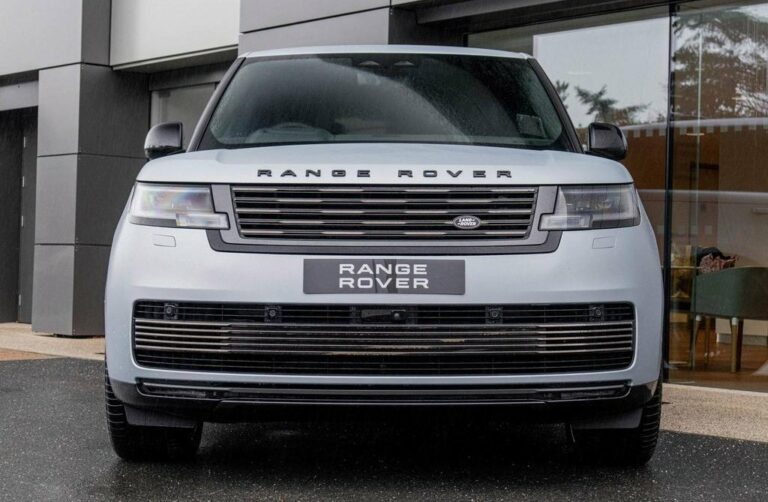 2024 Range Rover Vogue P615 SV — photo 4