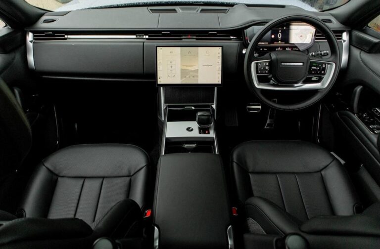 2024 Range Rover Vogue P615 SV — photo 7