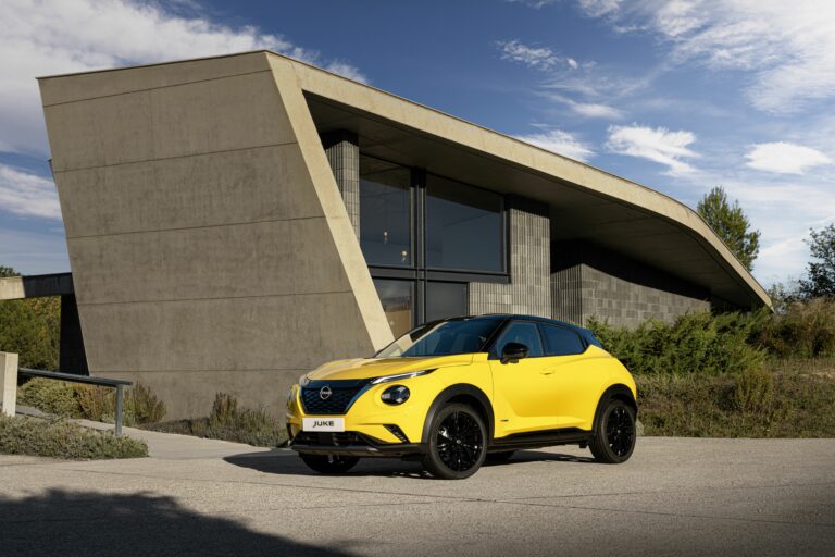 2024 Nissan Juke N-Sport — photo 8