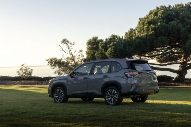 2025 Subaru Forester — photo 6