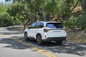 2025 Subaru Forester — photo 3