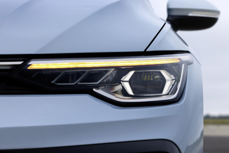2024 Volkswagen Golf Variant — photo 9