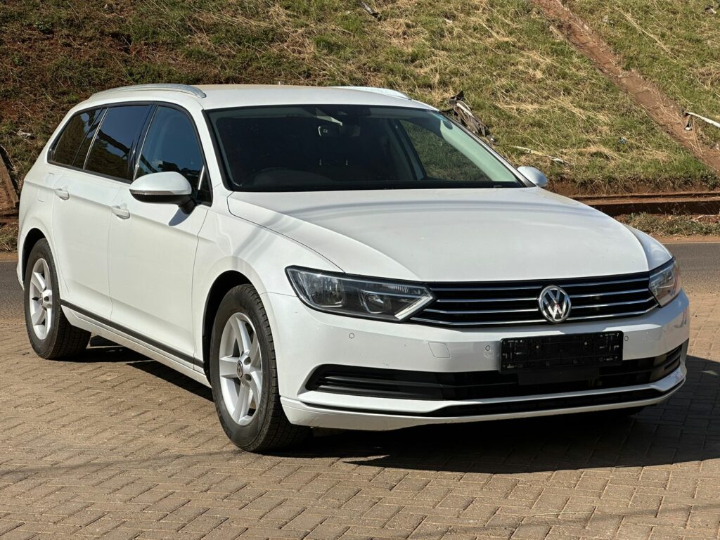 2016 Volkswagen Passat Variant 1.4L TSI Bluemotion 2WD