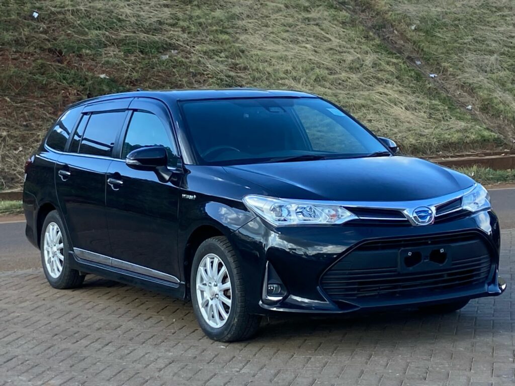2017 Toyota Fielder WXB Hybrid 1.8 2WD