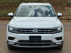 2017 Volkswagen Tiguan 1.4T — photo 2