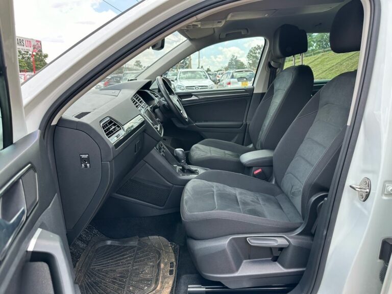 2017 Volkswagen Tiguan 1.4T — photo 9