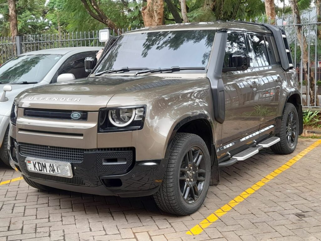 2021 Defender 110 X-Dynamic HSE 3.0L