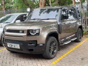 2021 Landrover Defender 110 HSE — photo 1