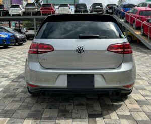 2015 Volkswagen Golf GTi — photo 2