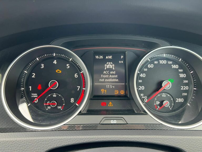 2015 Volkswagen Golf GTi — photo 5