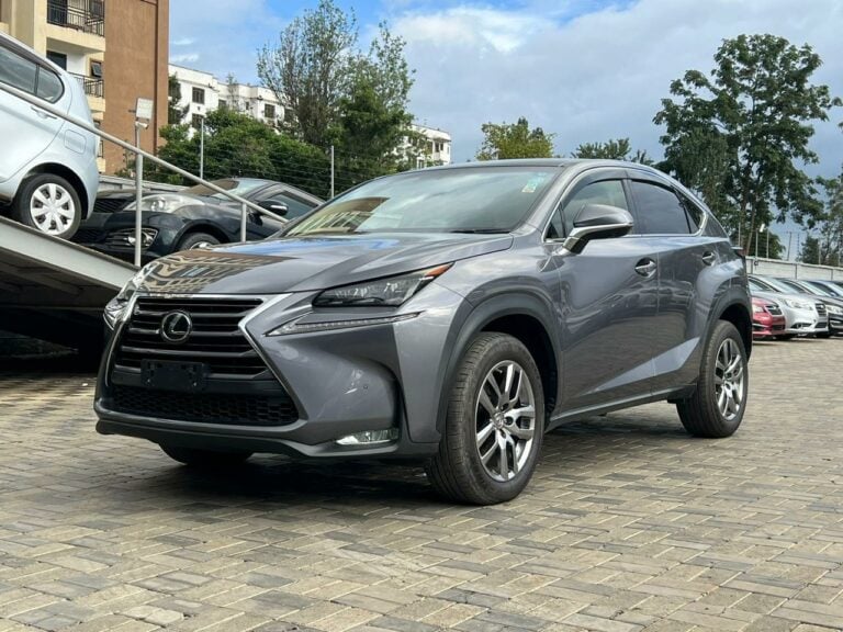 2016 Lexus NX 200t — photo 3