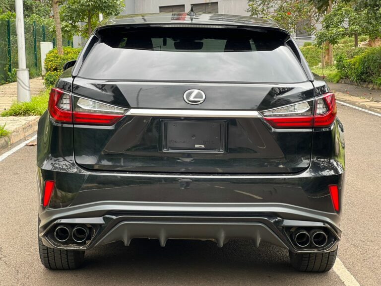 2017 Lexus RX 200t F-Sport — photo 4